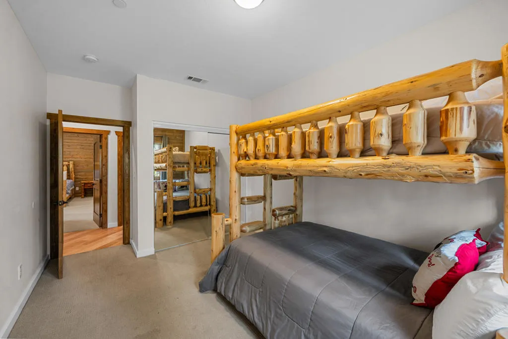 855 Conklin Road, Big Bear, California 92315 home-pic-29